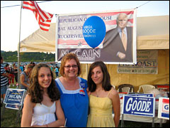 Shelly Ripa with her daughters