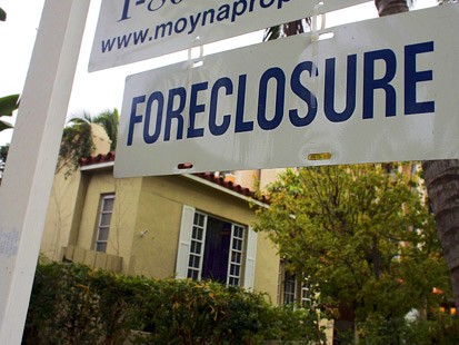 foreclosure sign