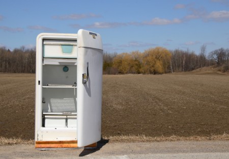 Refrigerator