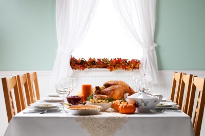 Thanksgiving table