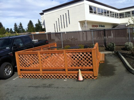 taco-time-outdoor-seating-parking-spot