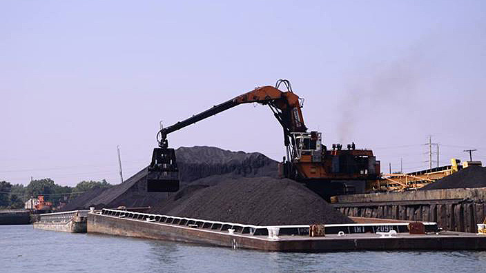 petcoke pile