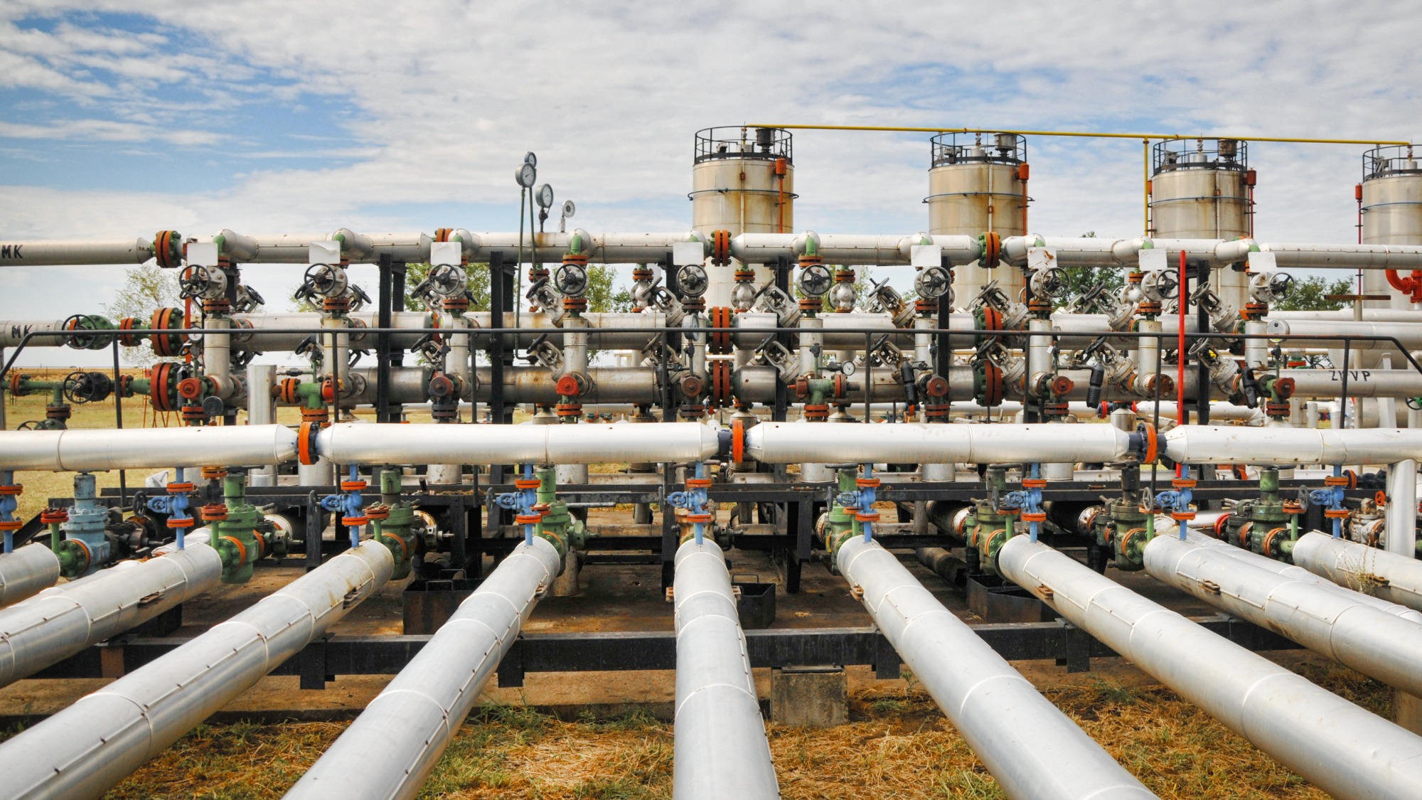 natural gas pipelines