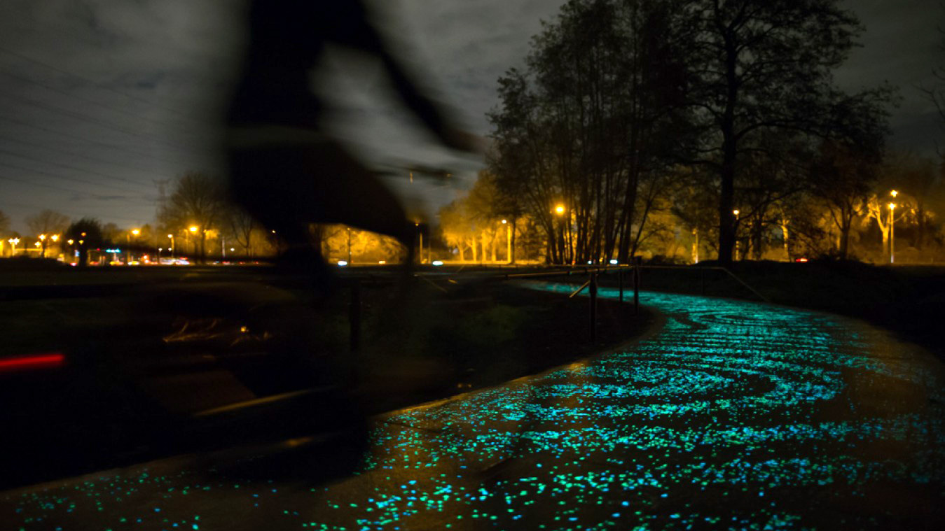 Studio Roosegaarde bike path