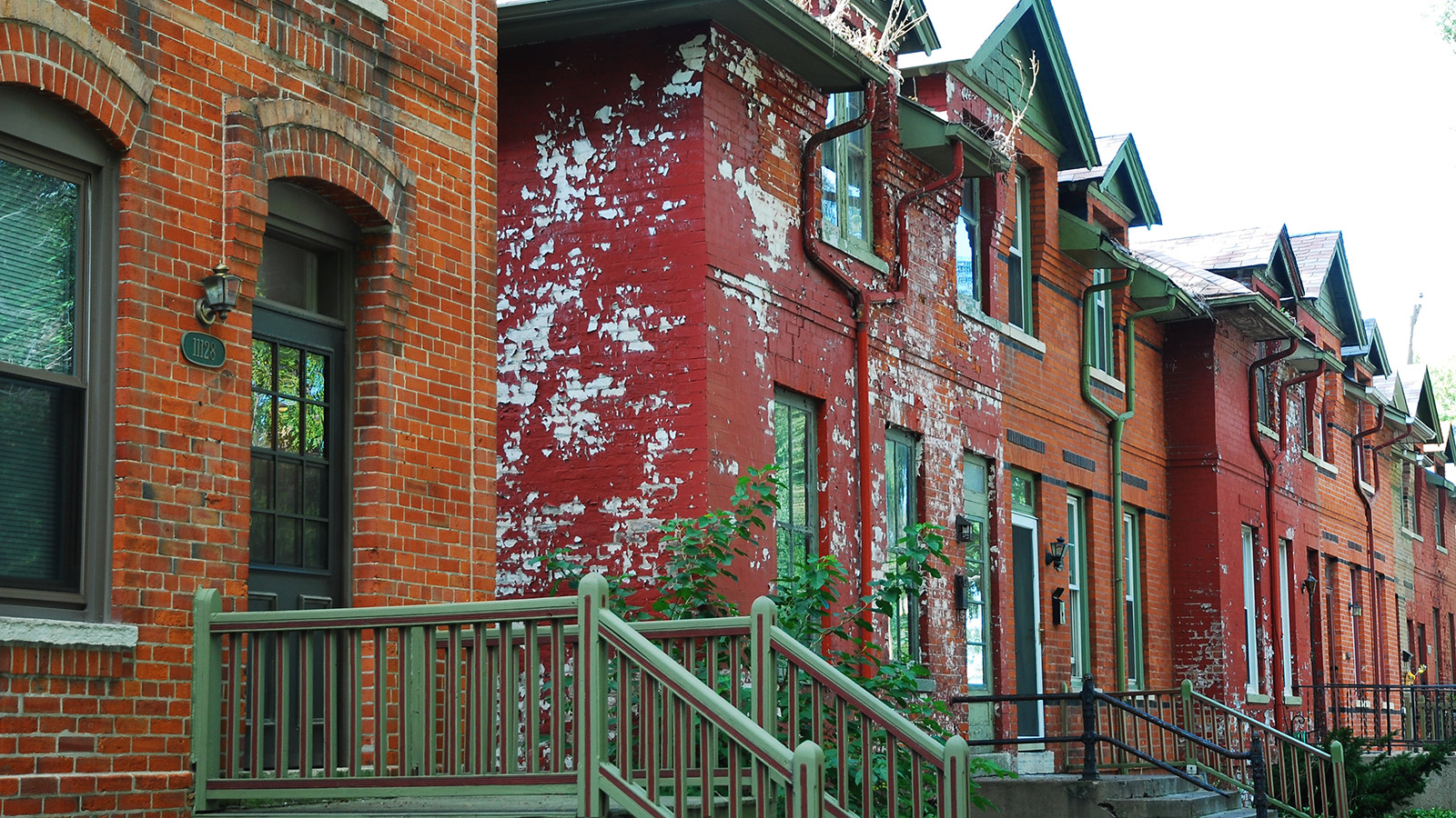 Rowhouses in Pullman, Chicago.