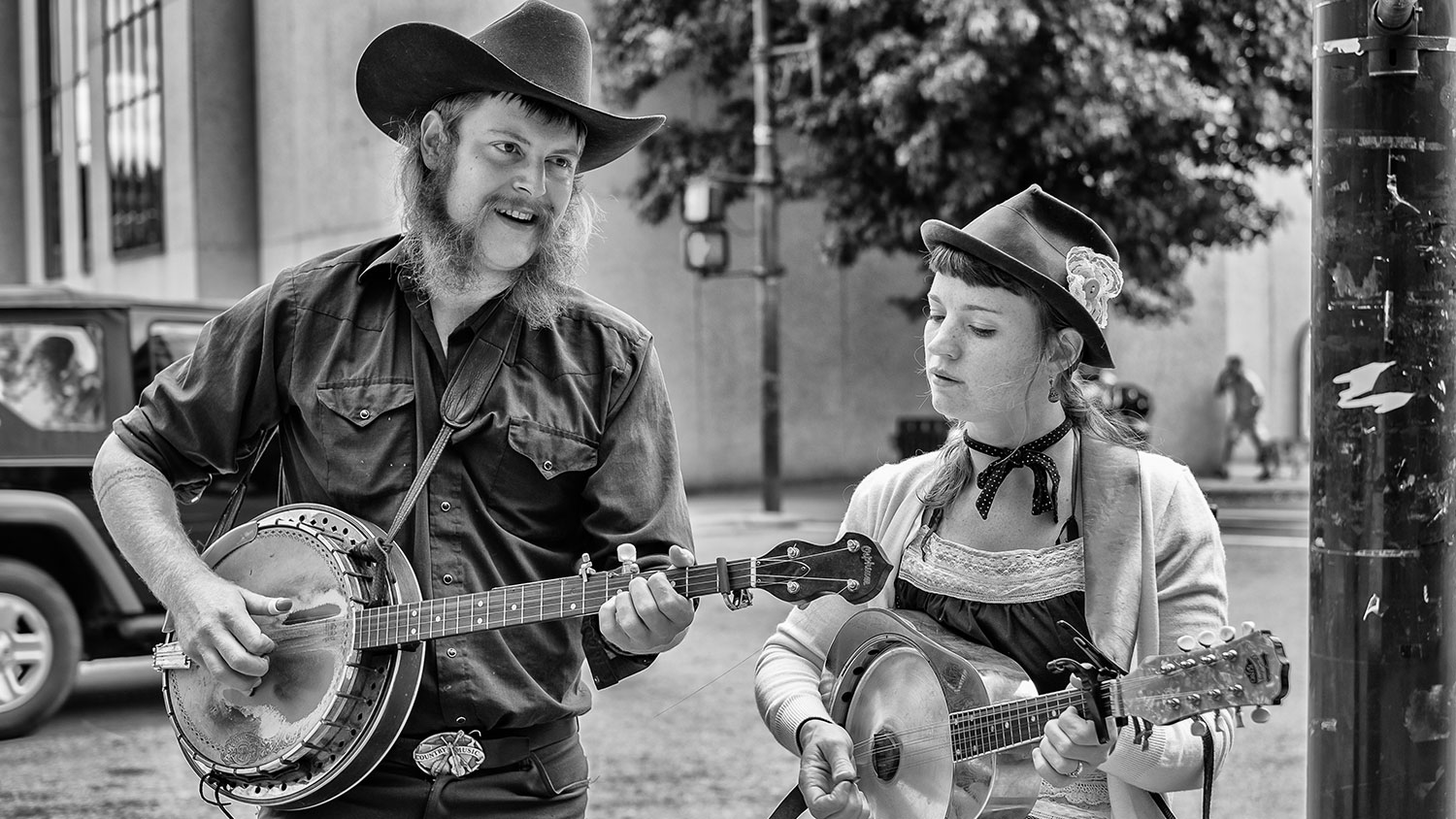 Bluegrass street performers