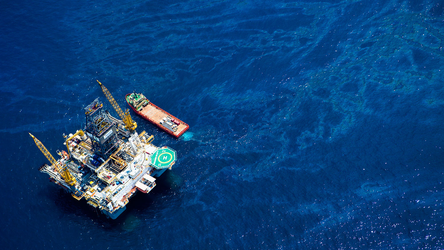 drilling rig in Gulf of Mexico