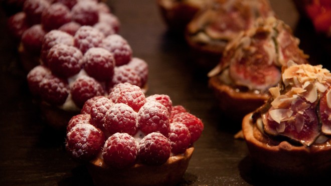 raspberry tart