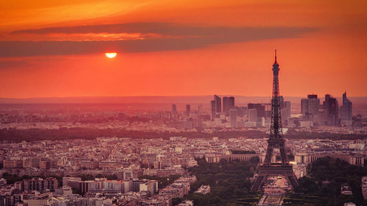 Paris skyline