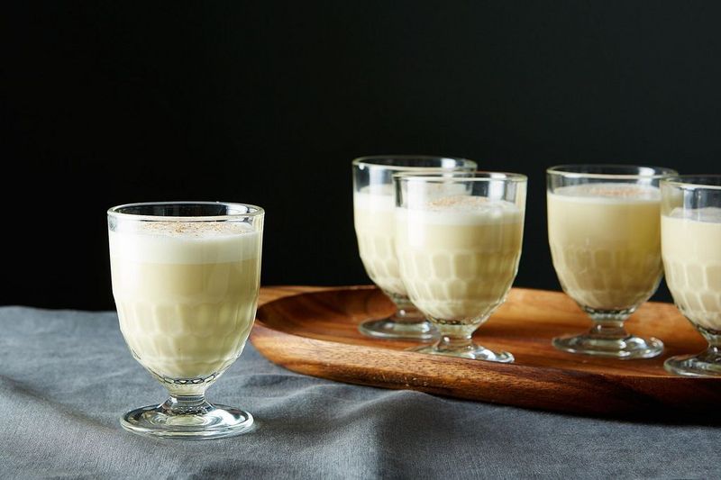 eggnog glasses