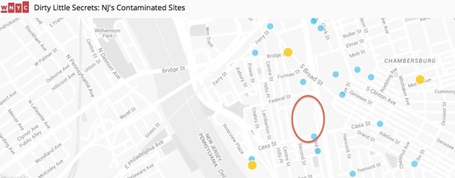 New Jersey State Prison (location marked by red circle) and the toxic sites surrounding it.