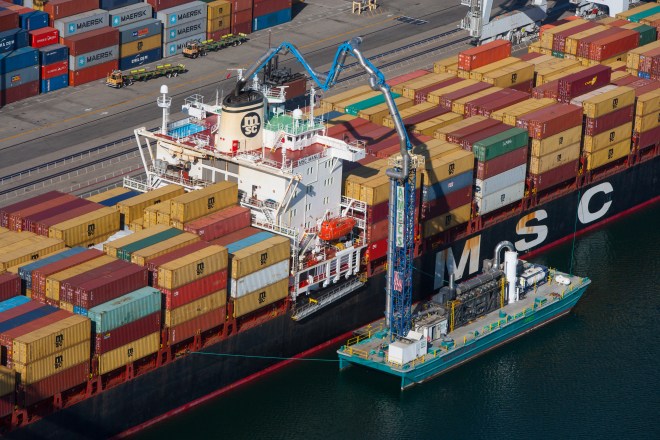 The AMECS connects to an ocean vessel at the Port of Long Beach .