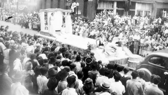 In 1937, tens of thousands of spectators lined the streets of Hazard, Ky. (where the population was just over 7,000) to get a glimpse of the contestants for Queen of the Hazard Coal Fields.