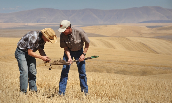 usda-farmer