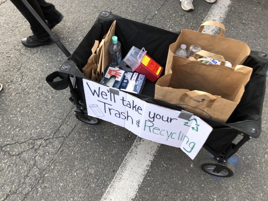 photo of wagon with recycling from CHOP