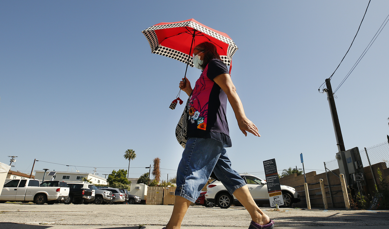 umbrella to hide form the sun in Glendale