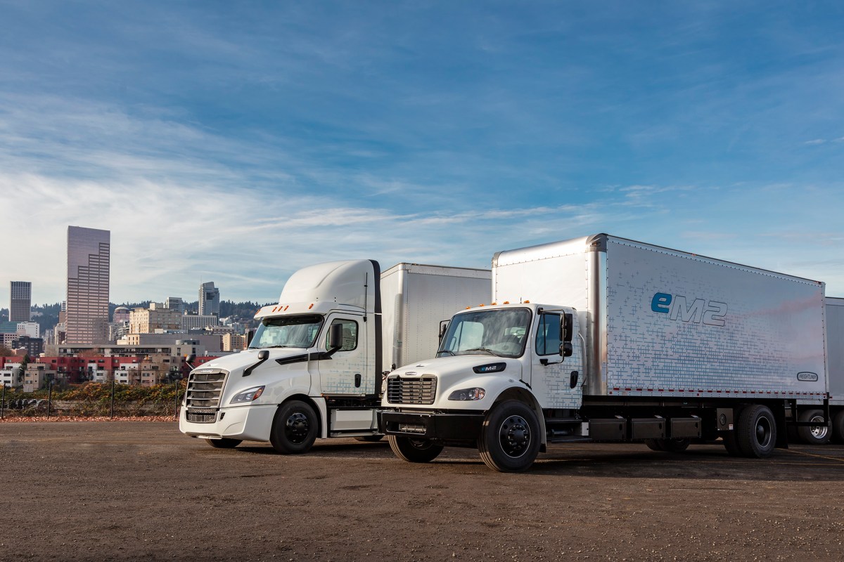 Daimler eCascadia eM2 electric semi trucks