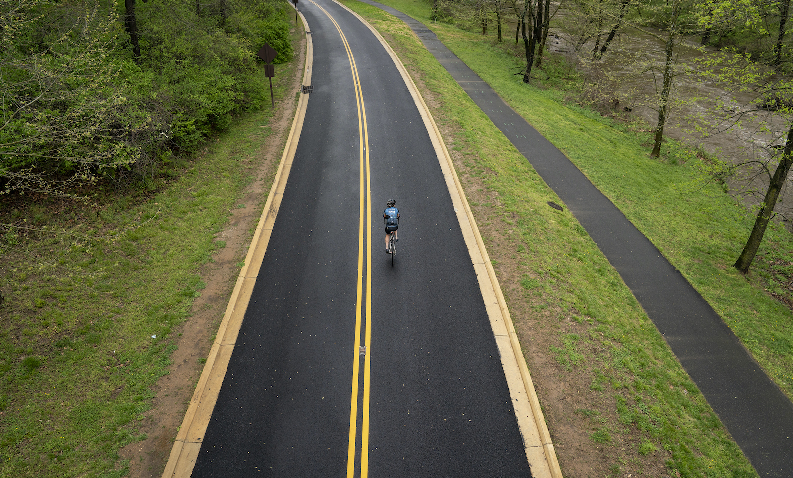 Washington, DC Closes Some Streets To Cars To Encourage Exercise During Shutdown