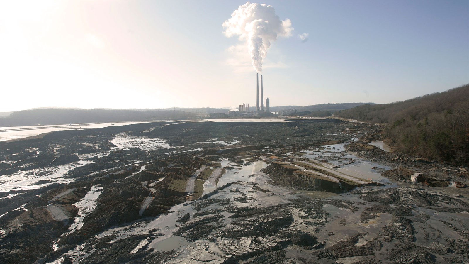 An aerial view shows the aftermath of a retention pond wall collapse at the Tennessee Valley Authorities Kingston Fossil Plant in Harriman, Tennessee