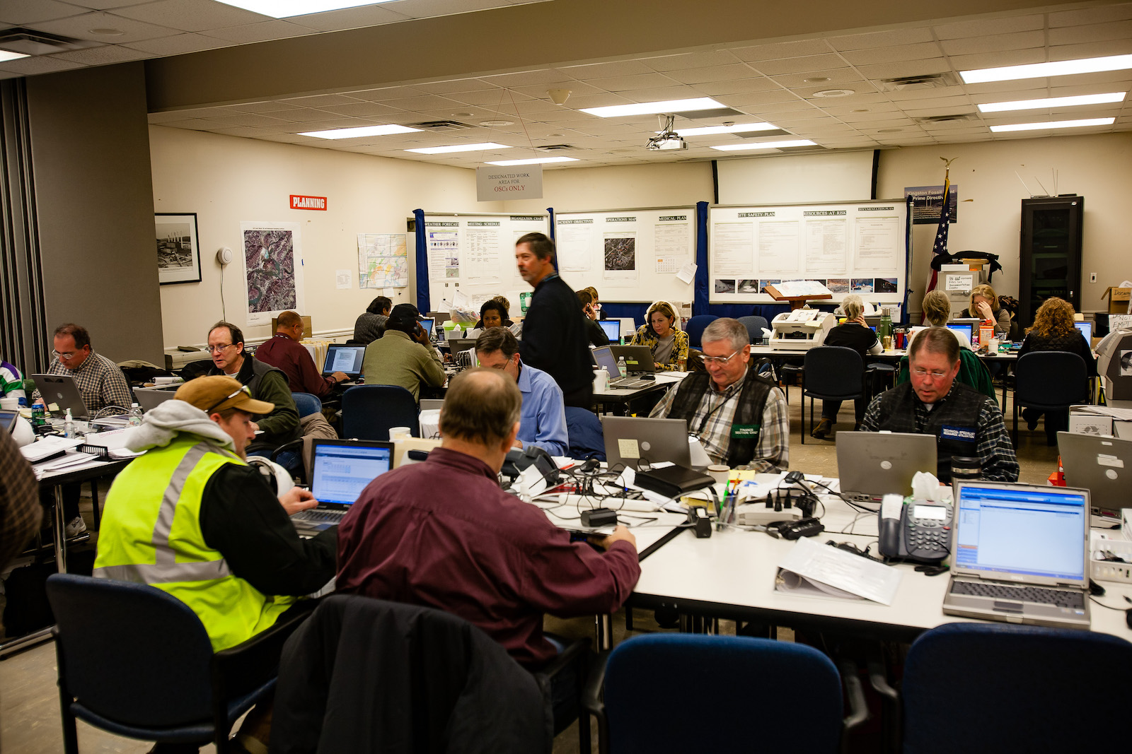 A response crew setup at the TVA Fossil Plant in Kingston, Tennessee, to deal with the recent coal fly ash slurry spill