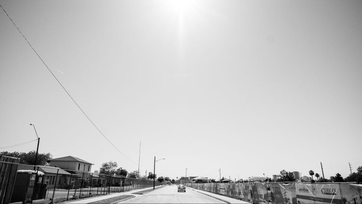 Photo: A hot day in the Edison-Eastlake neighborhood of Phoenix, AZ.